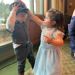 Meet your Posher, Ayesha